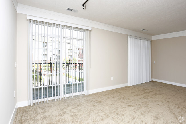 2BR, 2BA - The Cumberland - 1267 SF - Brighton Chase