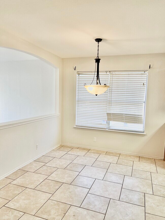 Foto del edificio - 1700 Pannier Ln