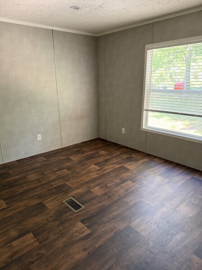 Foto del edificio - 4455 Middle St