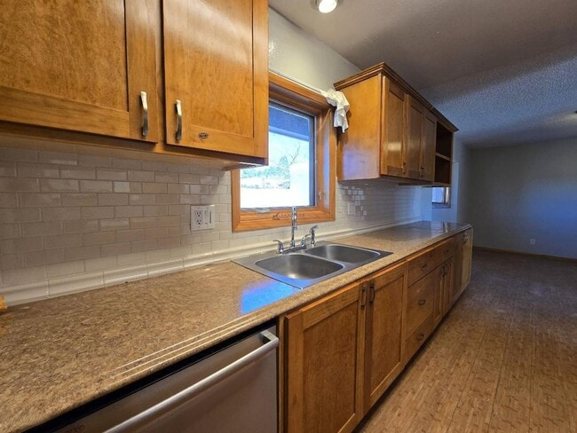 Building Photo - 1436 Miracerros Loop S