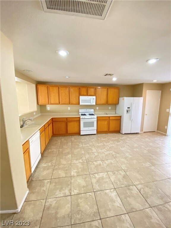 Building Photo - 11769 Bella Luna St