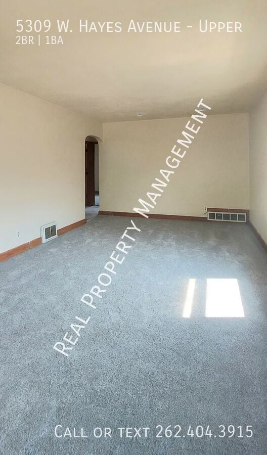 Foto del edificio - 5309 W Hayes Ave