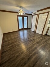 Building Photo - 3530 Ivy Commons Dr