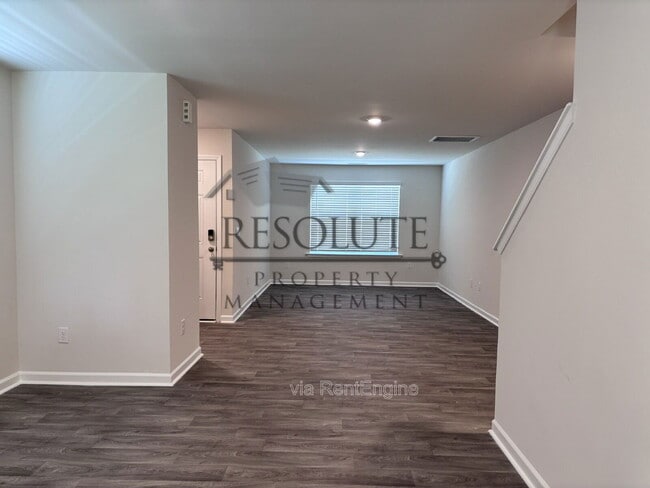 Foto del edificio - 8544 Beckett Chase Wy