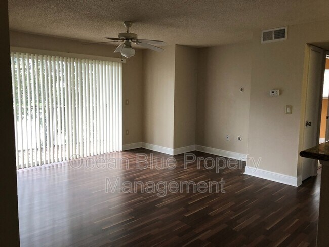 Foto del edificio - 10114 Winsford Oak Blvd