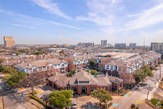 Aerial Photo - Gateway East at the Arts District