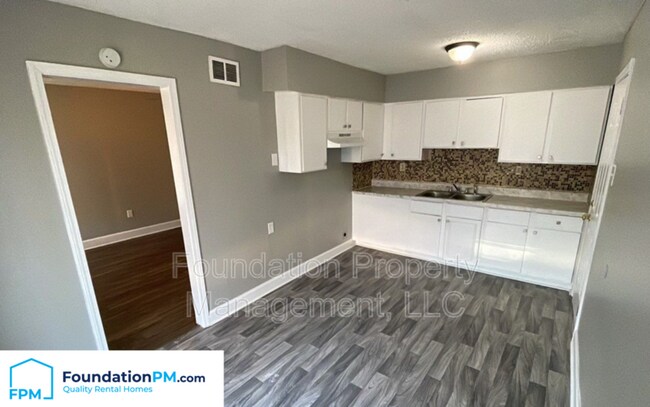 Foto del edificio - 4481 Sumners Wells Rd