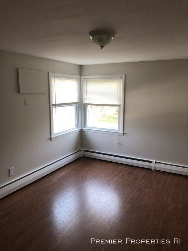 Foto del edificio - 1 bedroom in North Providence RI 02911