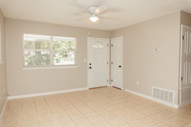 Building Photo - 5140 Muldoon St