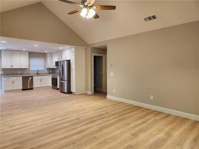 Foto del edificio - 88 Lumpkin Co Park Rd