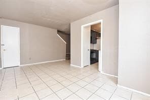 Building Photo - 8405 Wilcrest Dr