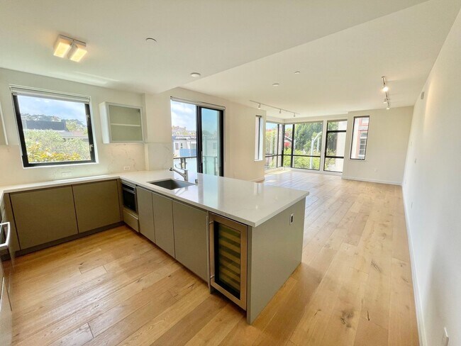 Foto del edificio - Prime Hayes Valley Spacious 2 Br / 2 Ba Corner Luxury Condo w/Parking - A MUST SEE - Progressive