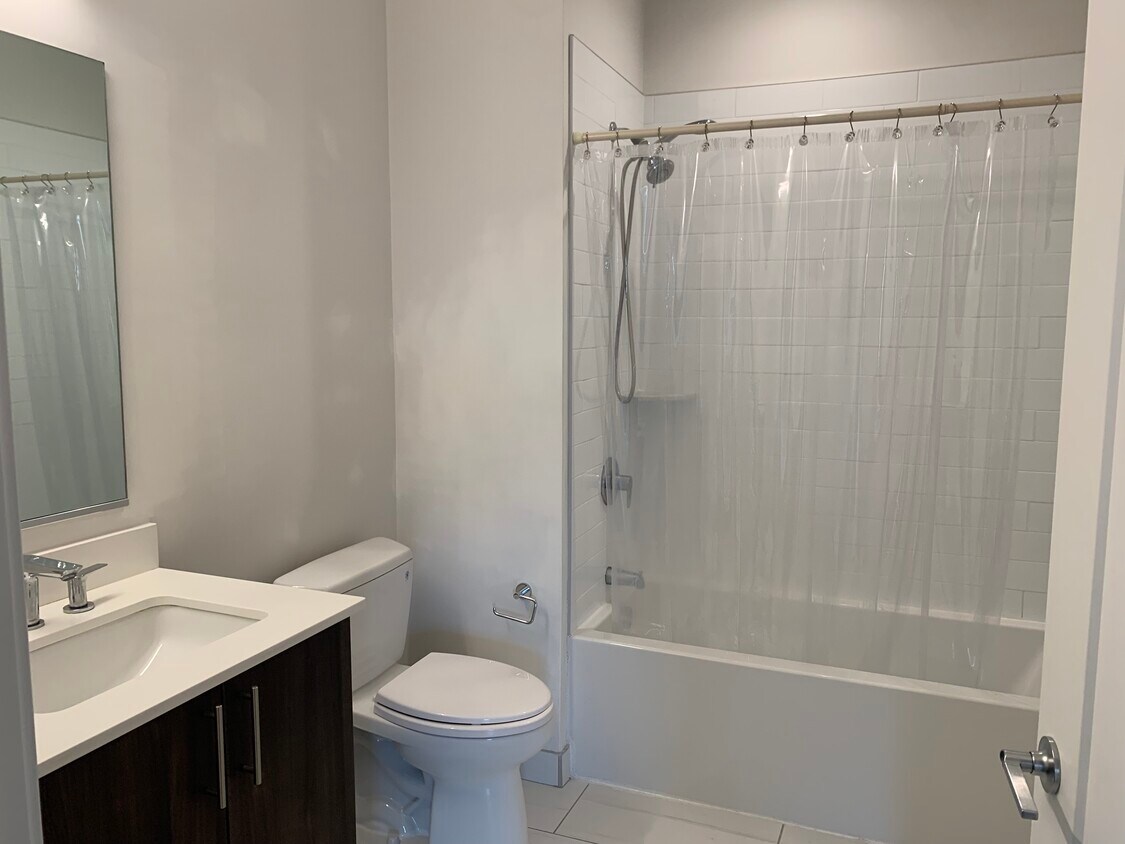 Foto principal - 999 Hancock St