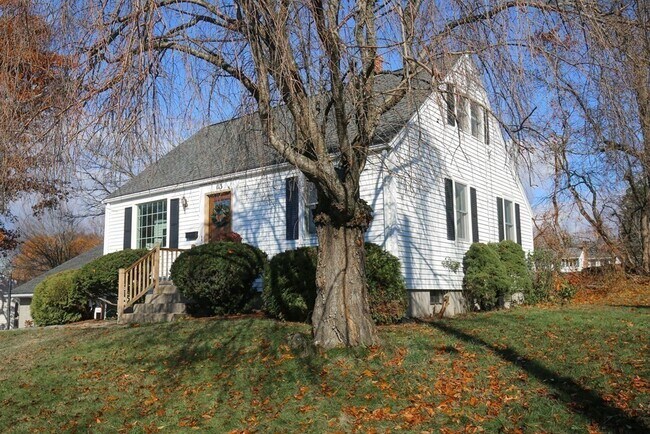 Foto del edificio - 113 Benjamin Rd