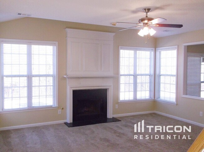 Foto del edificio - 3515 Donamire Way NW