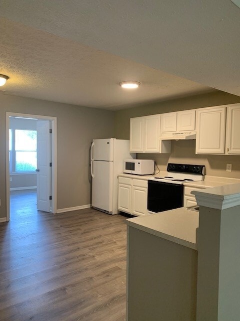 Building Photo - 806 W 43rd St