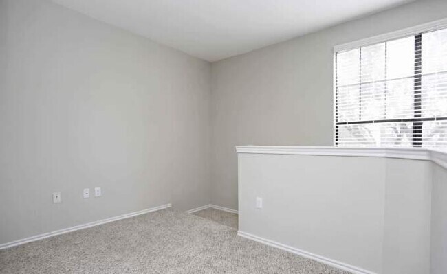 Building Photo - 3 bedroom in Lewisville TX 75067