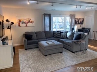 Foto del edificio - 3 Page Rd