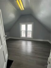 Building Photo - 686 Seward St