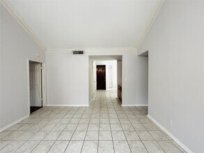 Building Photo - 5200 Weslayan St