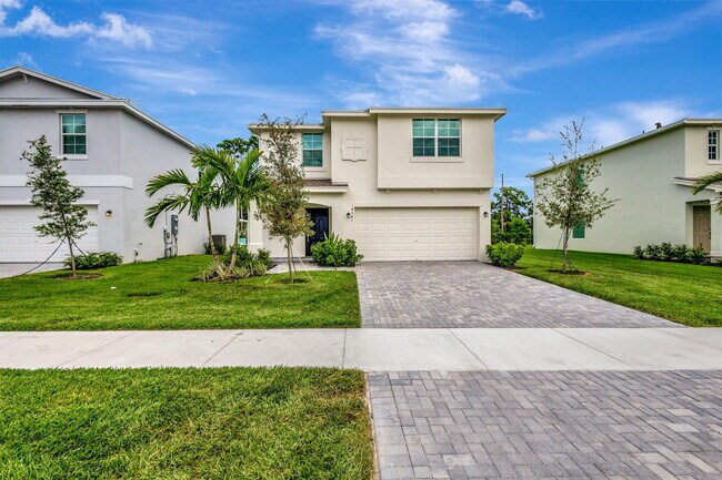Building Photo - 4541 Dow Ln