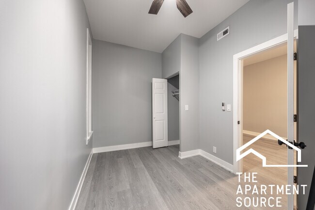 Foto del edificio - 1333 W Walton St