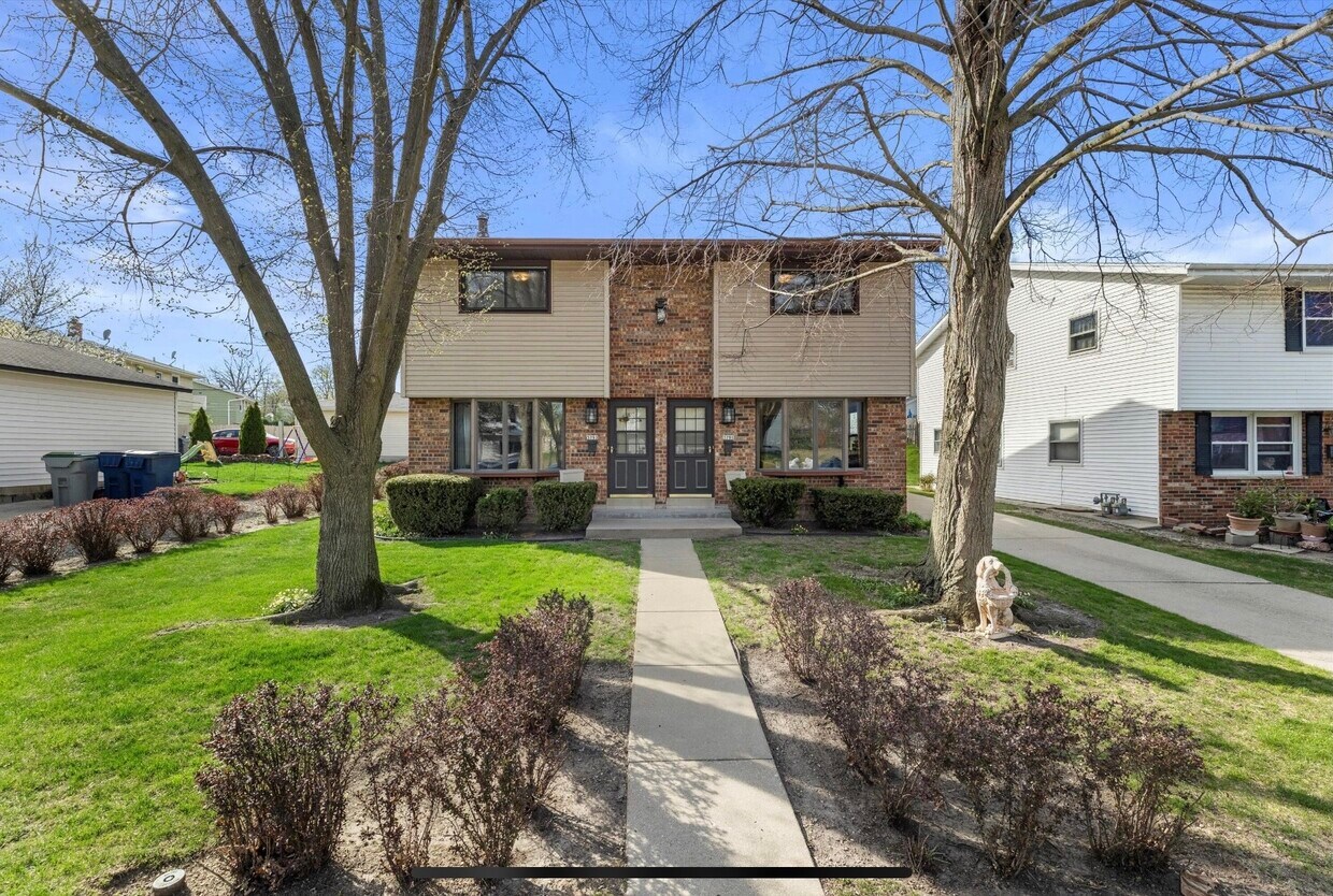Foto principal - 3793 S Athens St