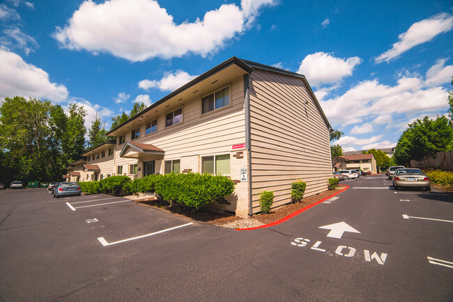 Building Photo - LAURELWOOD ESTATES