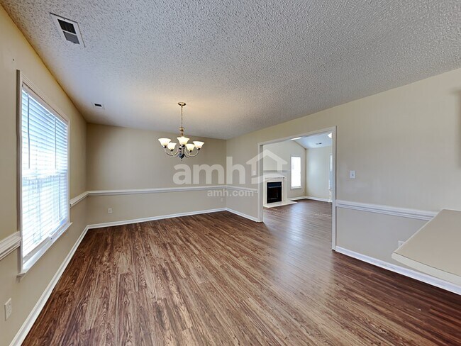 Building Photo - 934 Black Angus Drive
