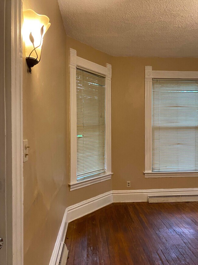 Dining Room - 1350 Bingham Ave NW