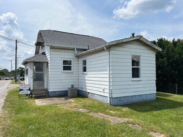 Foto principal - 1300 E Wheeling St