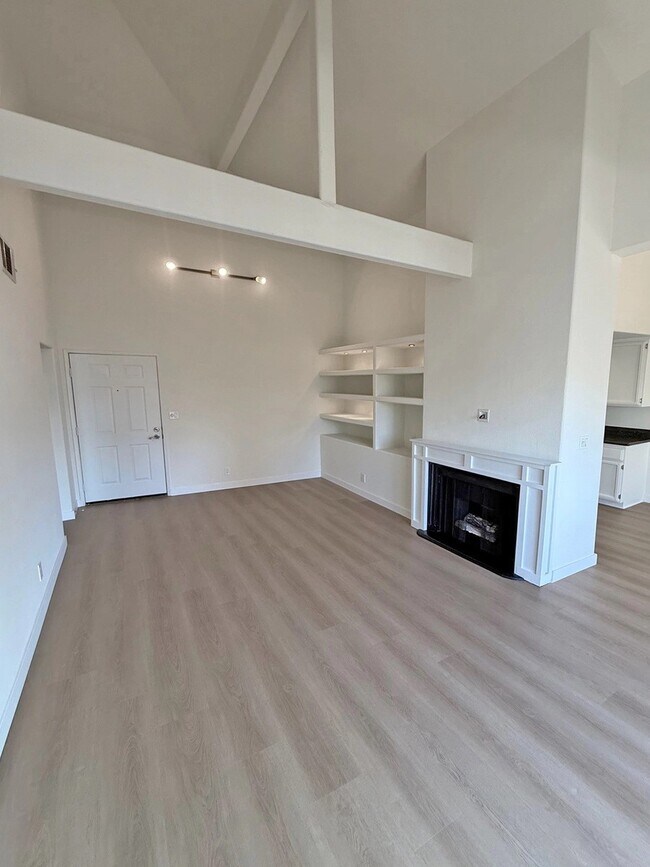 Foto del edificio - 912 Croft Ave