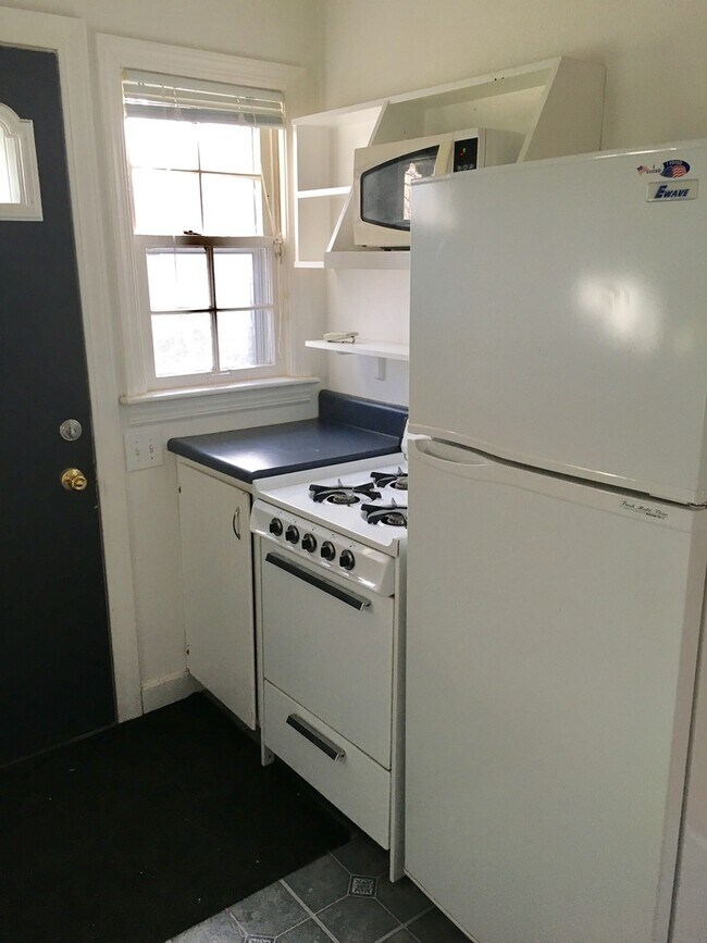 Foto del edificio - 310-312 Henry SE