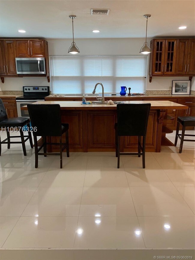Foto del edificio - 3285 SW 44th St