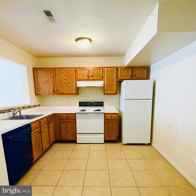 Foto del edificio - 12406 Carters Grove Pl