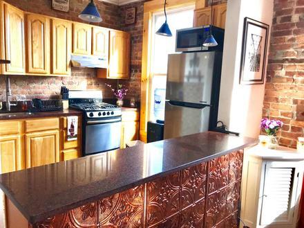 Foto del edificio - 4910 Vernon Blvd