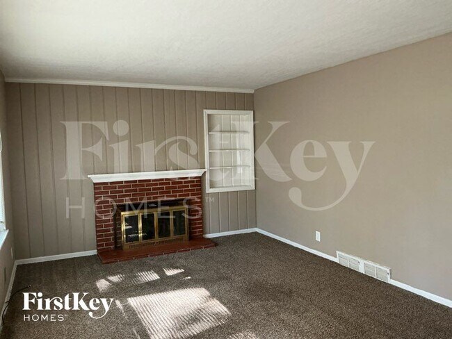 Foto del edificio - 7607 Arlington Ave