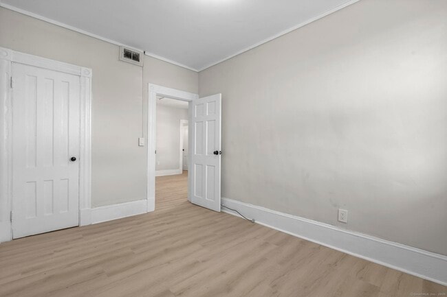 Foto del edificio - 236 Oak St