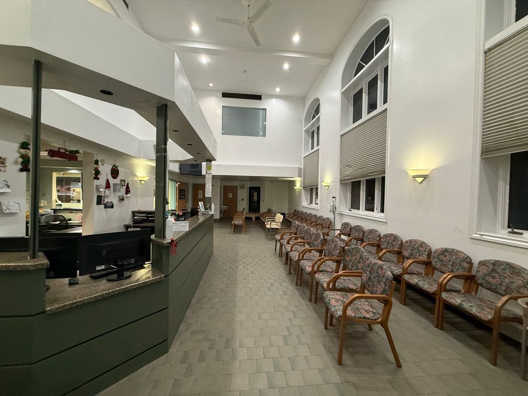 Foto del edificio - 9020 5th Ave