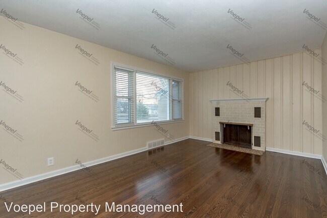 Building Photo - 3 br, 1 bath House - 10002 E 35th Terrace S