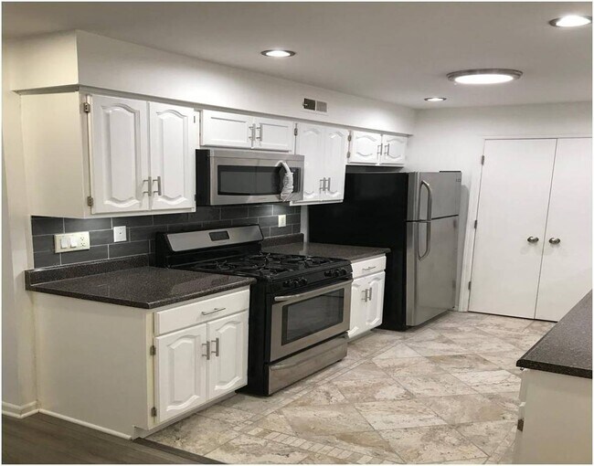 Foto del edificio - 18 John St