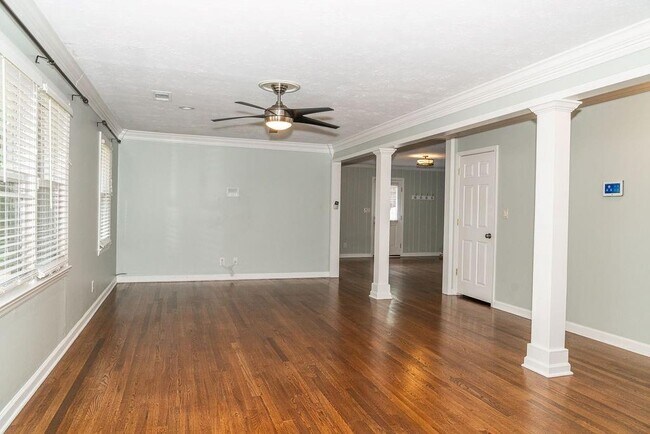 Foto del edificio - 2331 Robin Ln SE