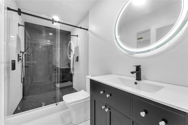 Foto del edificio - 1541 NW 1st Ct