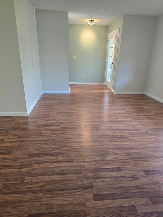 Building Photo - Gorgeous and Huge 2/2/2 in Sugarmill Woods!!!