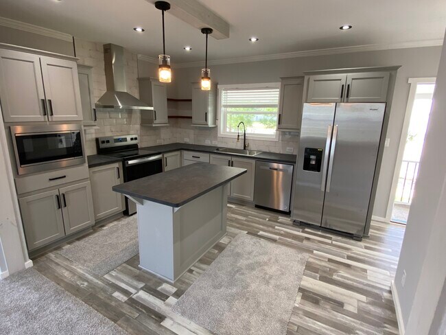 Foto del edificio - 1990 Douglas Ln