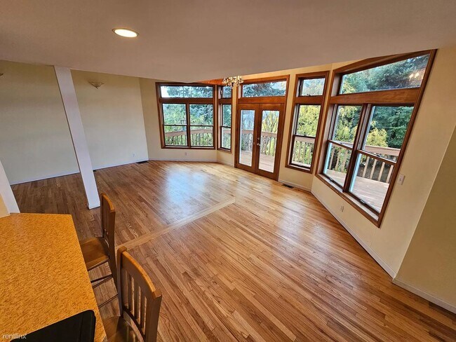 Foto del edificio - 2 br, 1.5 bath House - 3333 59th Avenue So...