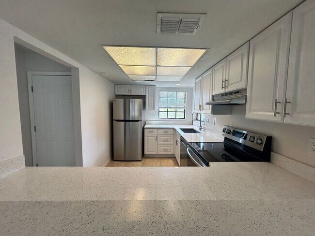 Foto del edificio - 11063 Ronda St