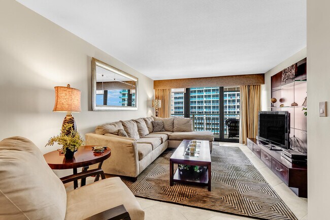 Building Photo - 3000 N Ocean Dr