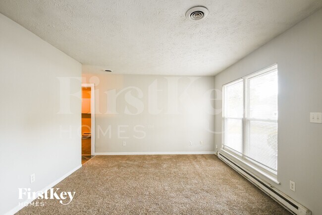 Building Photo - 5204 Bahia Dr