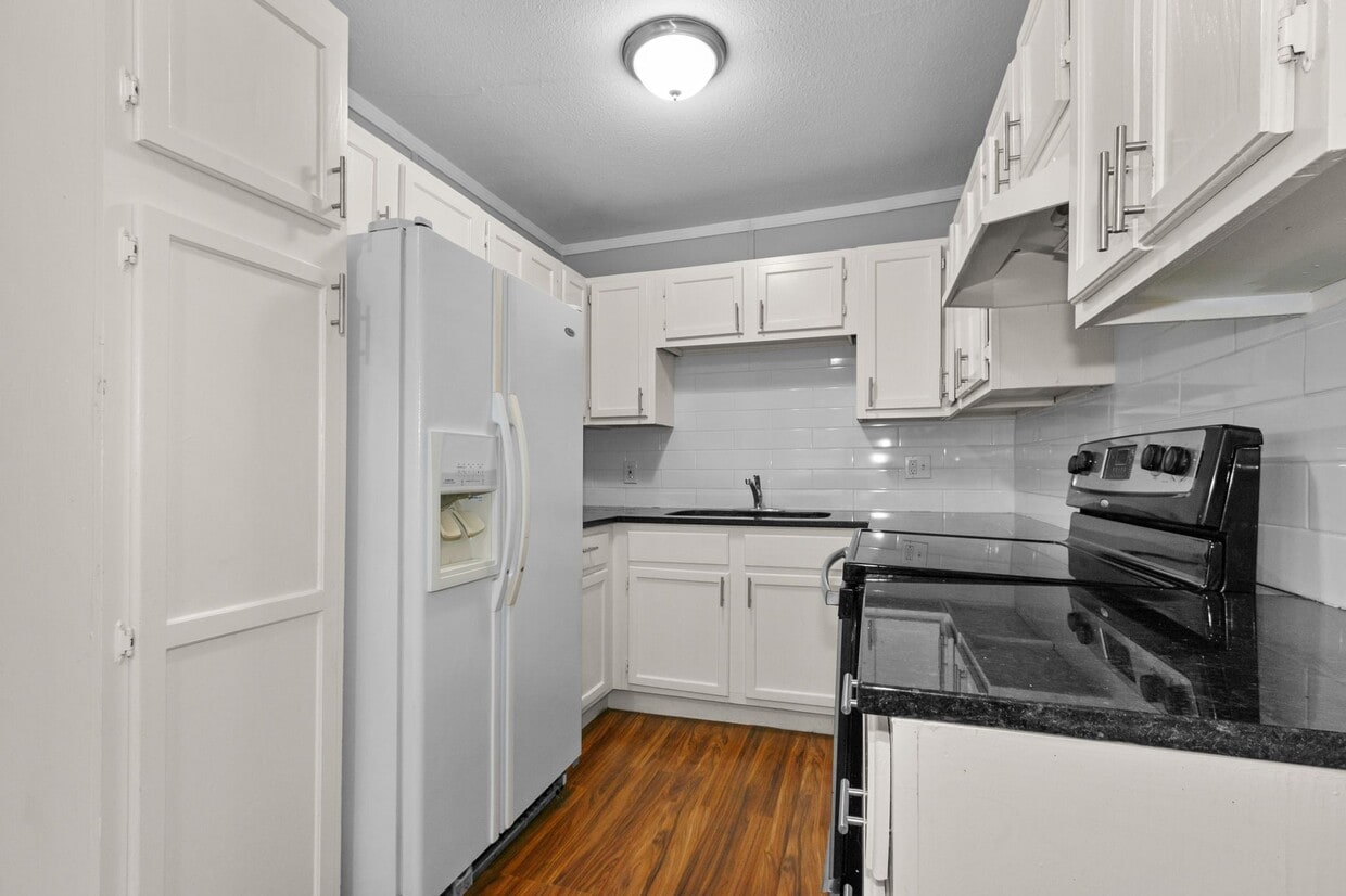 9372 Metropolitan Ave, Kansas City, KS 66103 House Rental in Kansas